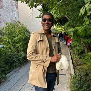 Meet your Posher, Afraz